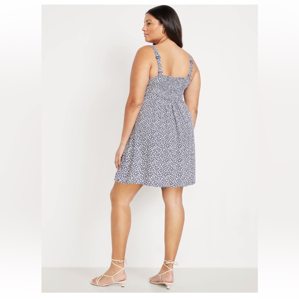 Old Navy Fit & Flare Crepe Mini Dress, NWT, Retails $35, Multiple Sizes - Picture 4 of 9